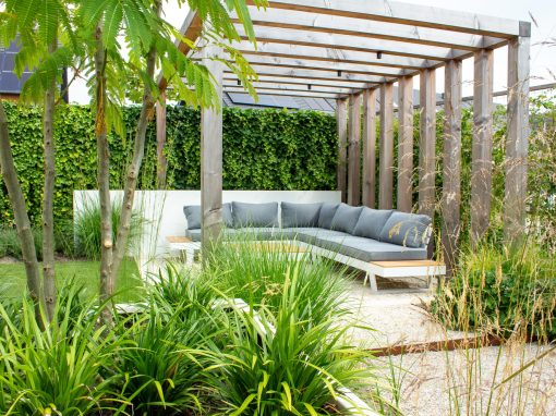 Eigentijdse tuin met mediterraans gevoel