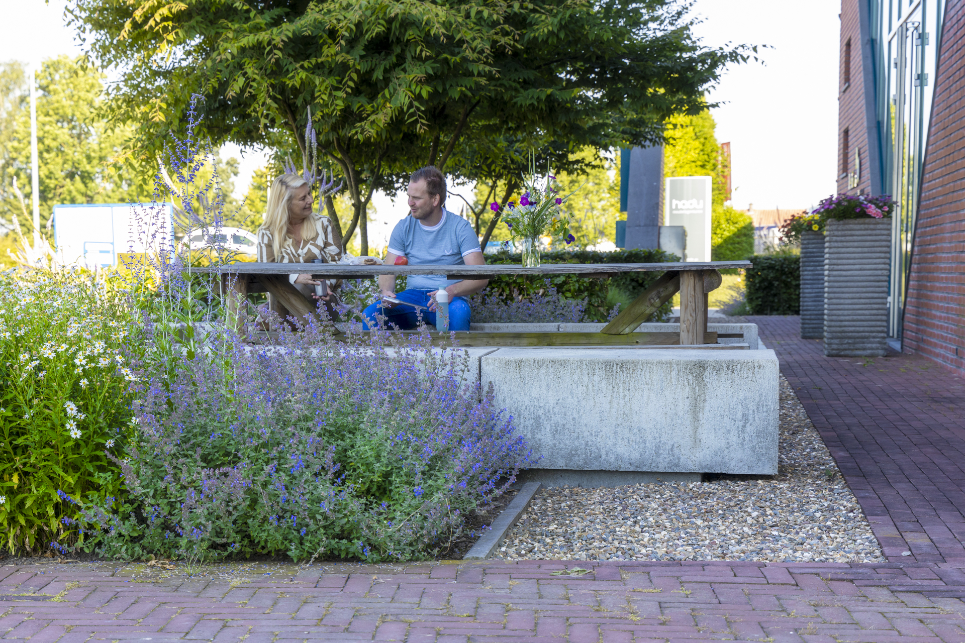 Ontspanning door groene tuin